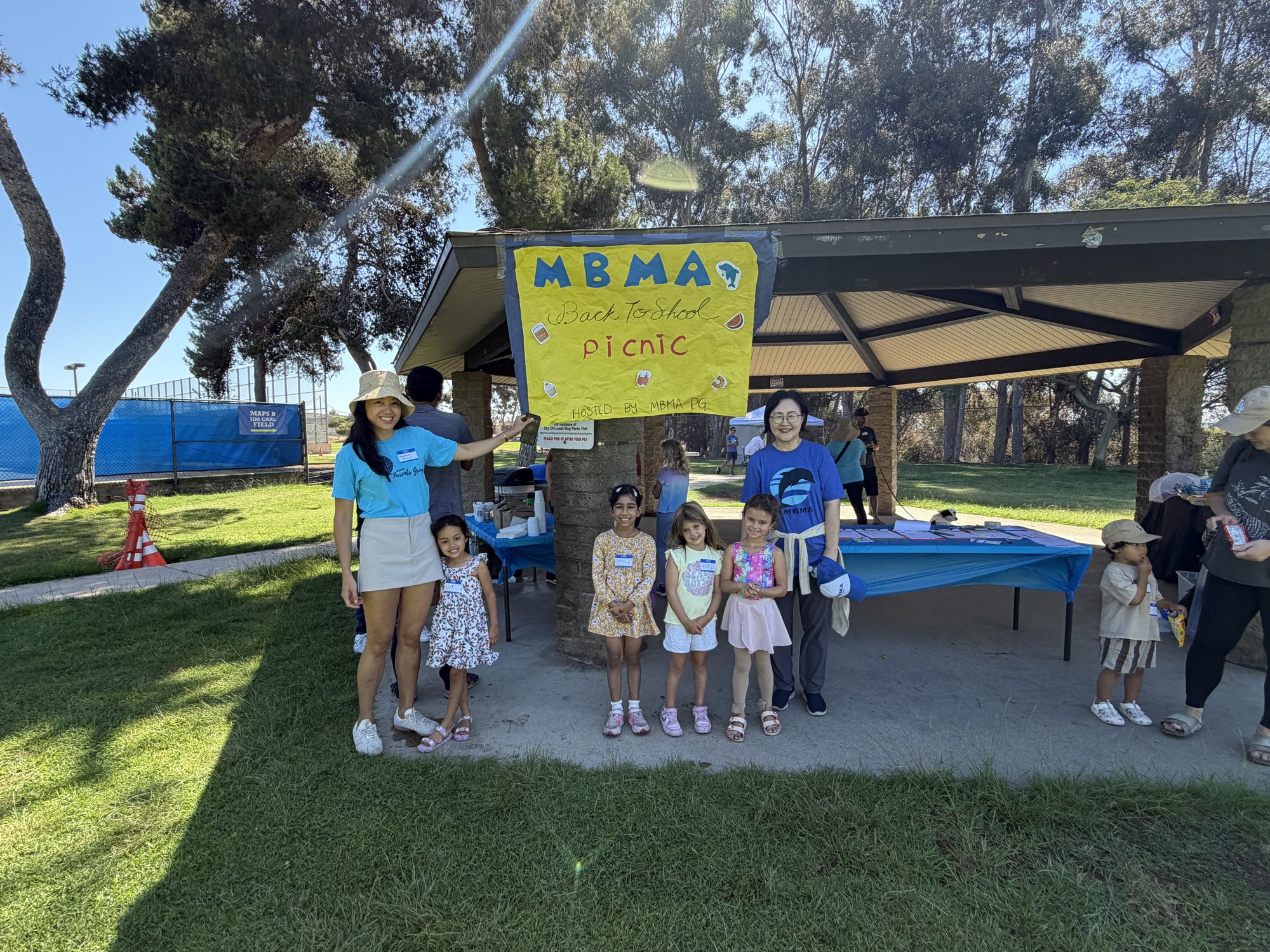 Families at the MBMA Parents Group Back to School picnic