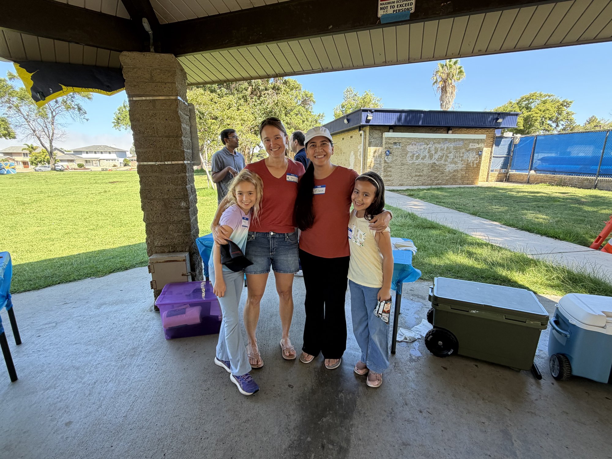 Families at an MBMA Parents Group Back to School picnic