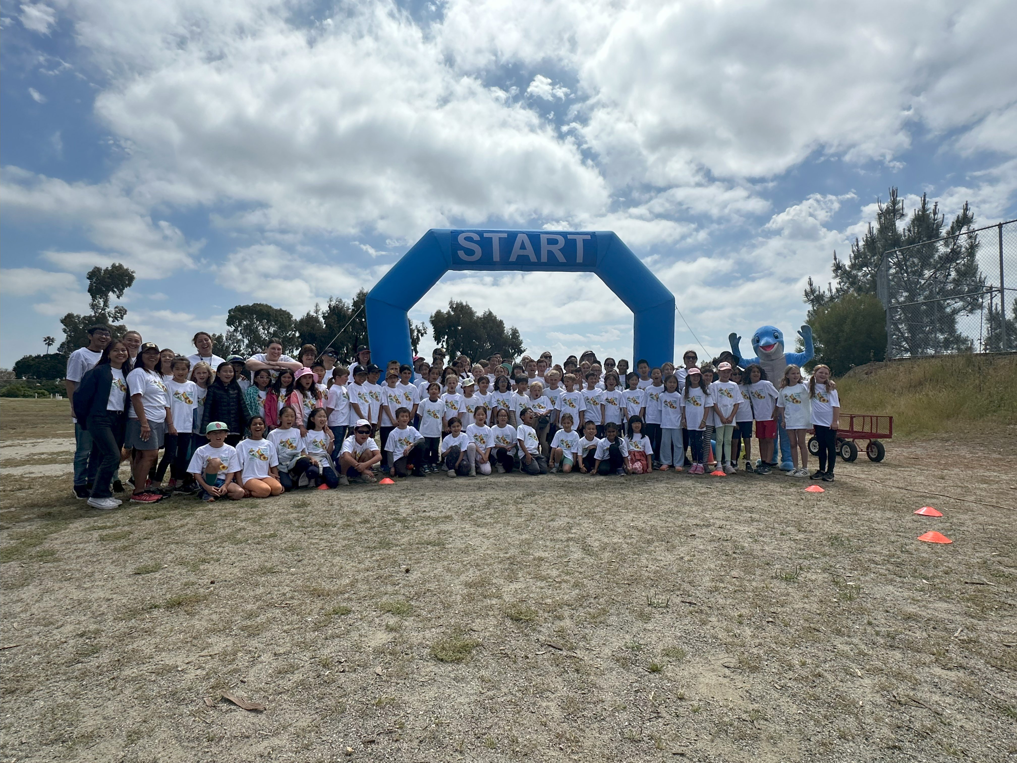 MBMA students and families at Jog-A-Thon