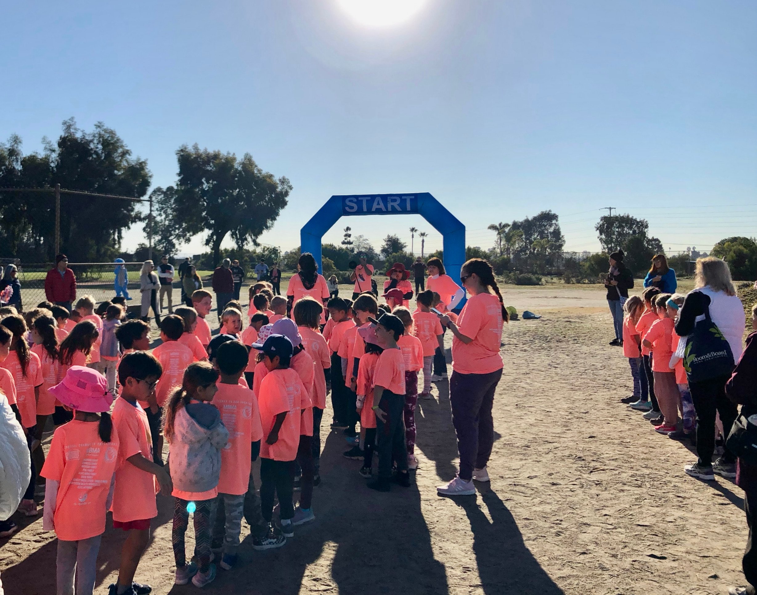 MBMA students gathered at the Jog-A-Thon start